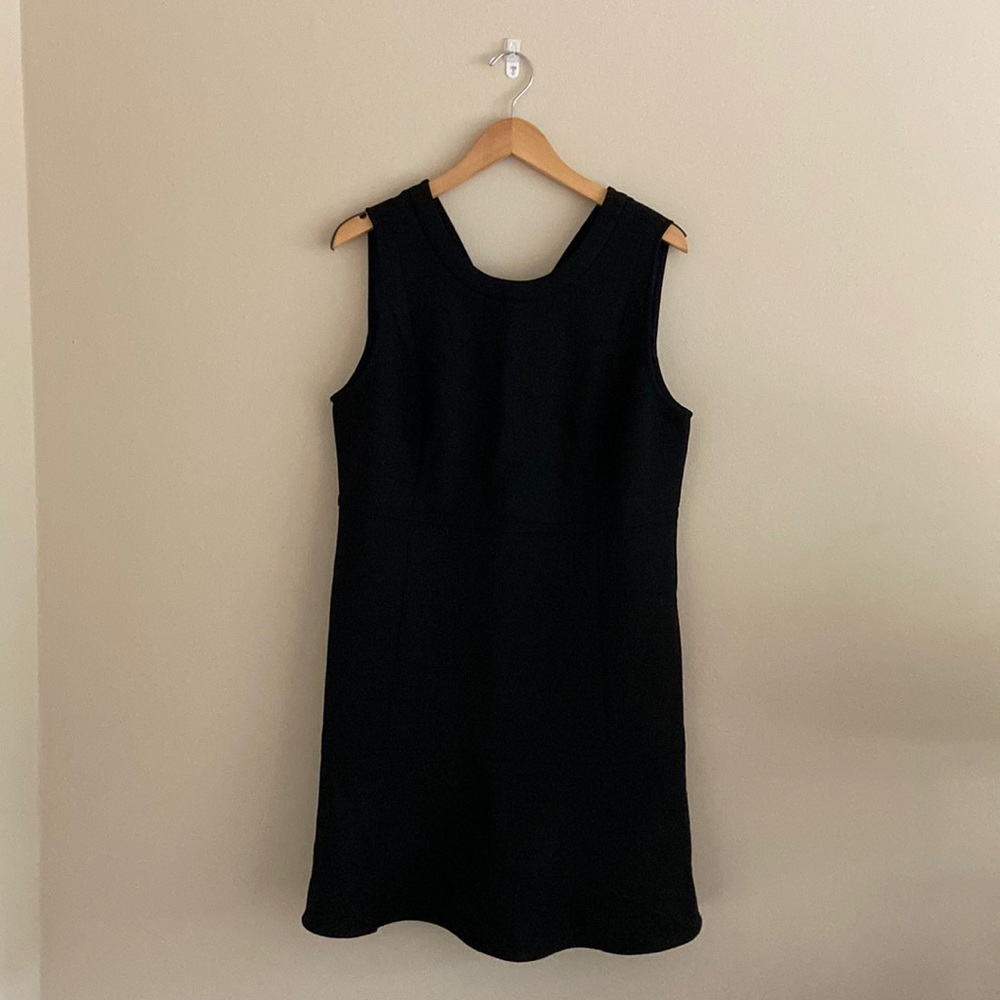 Vineyard Vines Black Sleeveless Sheath Dress